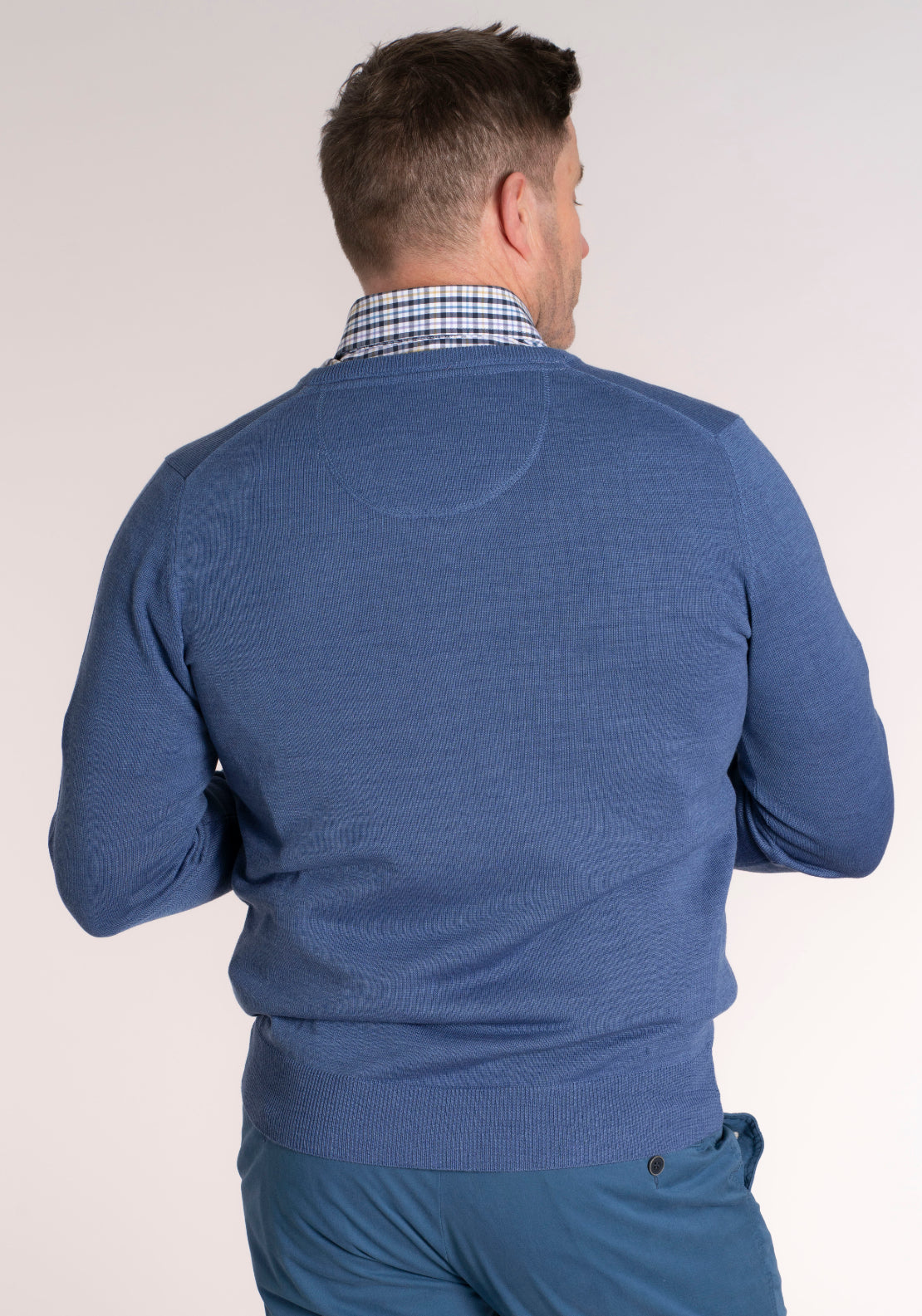 Yeats Fine Merino Wool Blend V-Neck Knitwear - White 2 Shaws Department Stores