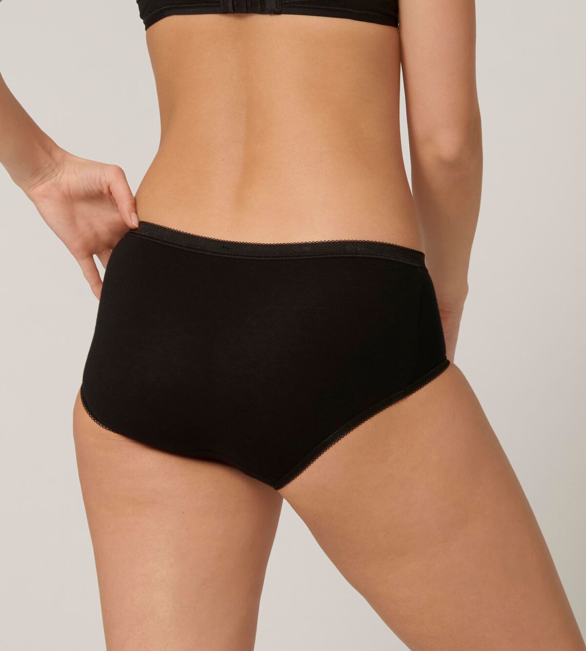 Sloggi Basic+ Midi 3 Pack - Black 3 Shaws Department Stores