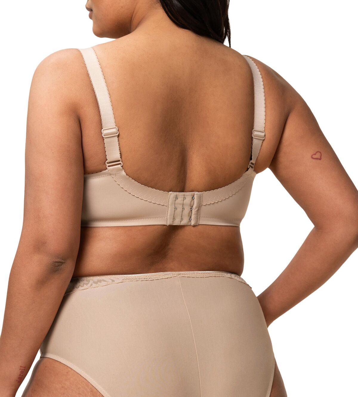 Triumph Delicate Doreen Non-Wired Bra - Smooth Skin 4 Shaws Department Stores