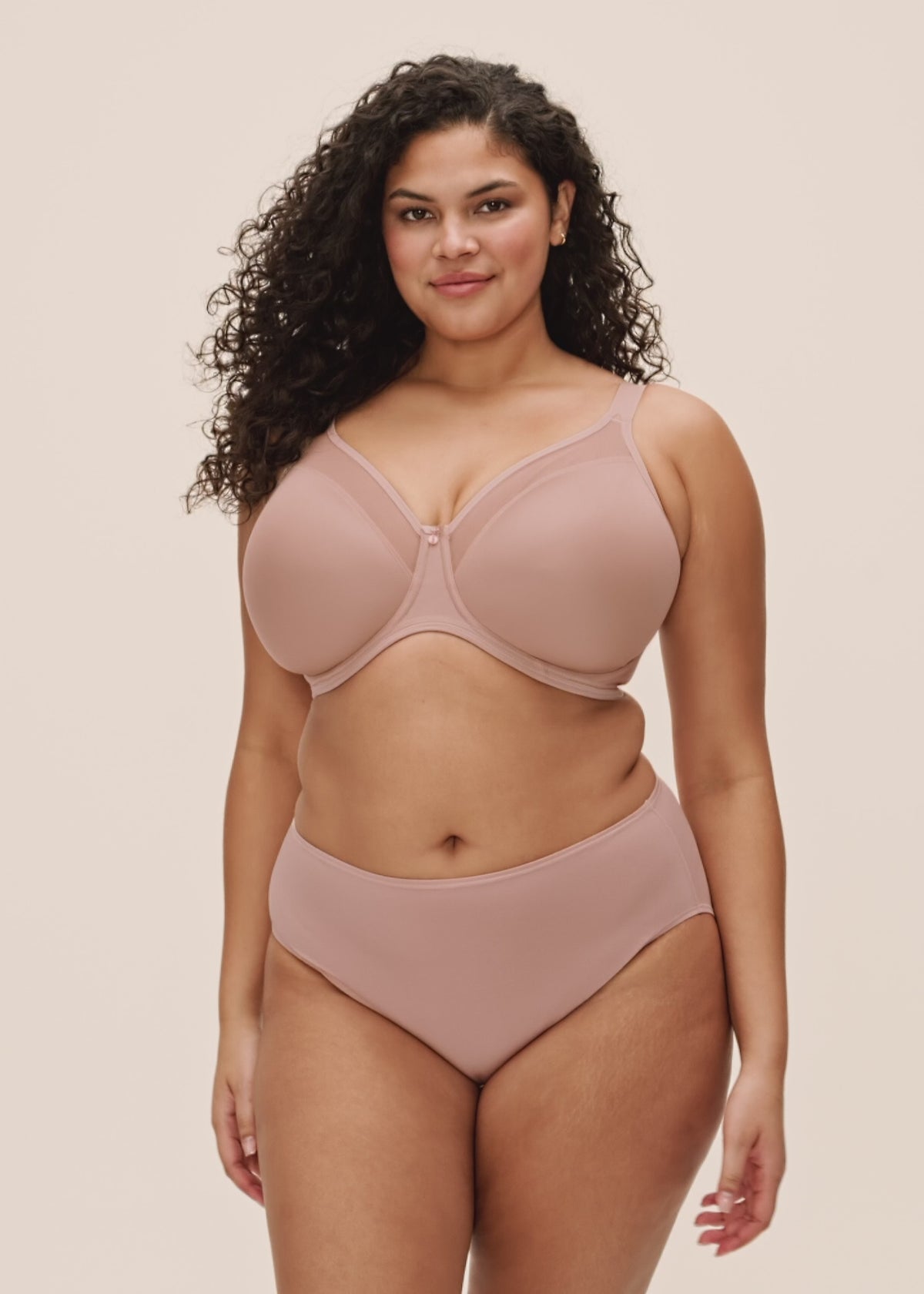 Smooth Underwire Moulded Non Padded B