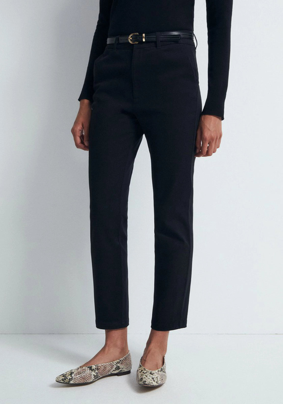 Chino Trousers With Belt Detail - Black