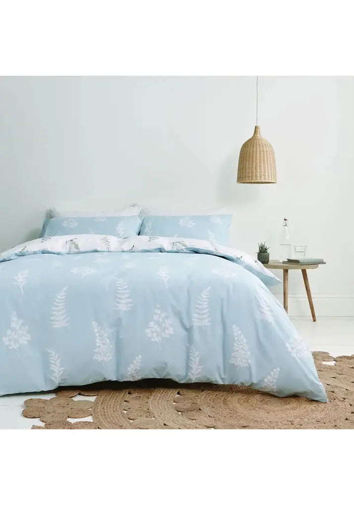 Meadow Flowers Egyptian Cotton Super King Duvet Cover Set with Pillowcases White