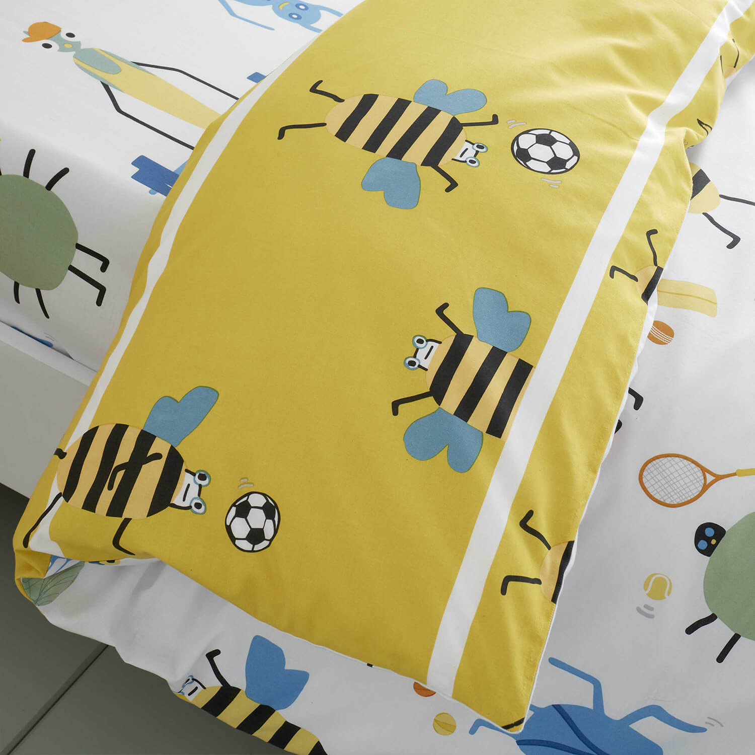 Catherine Lansfield Bugtastic Easy Care Duvet Set - Yellow 4 Shaws Department Stores