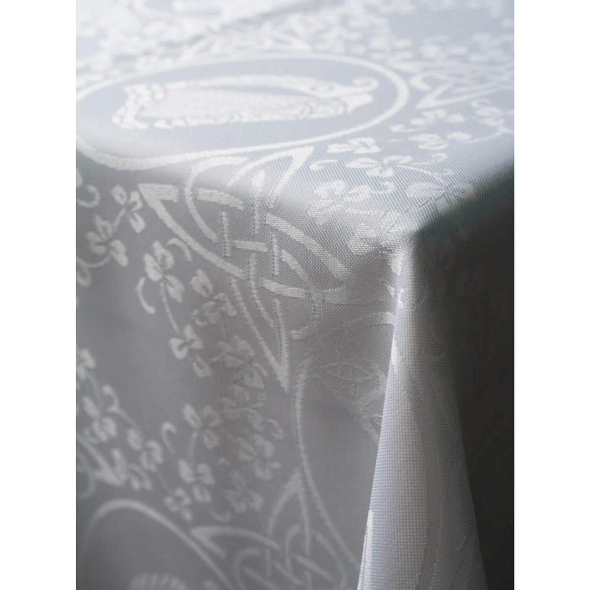 Easy care Damask Tablecloth - White - 54x70inches