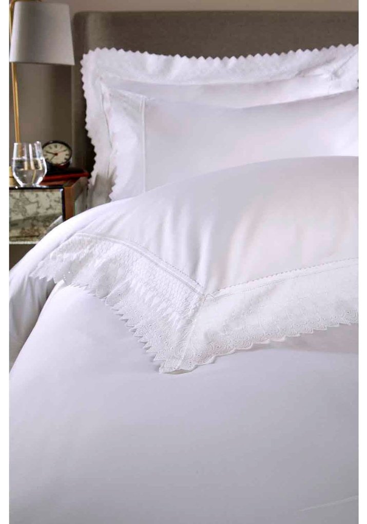  William Hunt Paisley Border Oxford Pillowcase - White 1 Shaws Department Stores